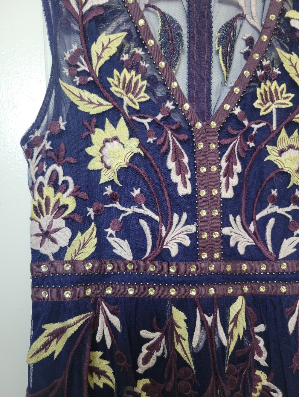 Anthropologie × Moulinette Soeurs Alicante Floral Embroidered Dress Rhinestone 6 - Picture 6 of 15
